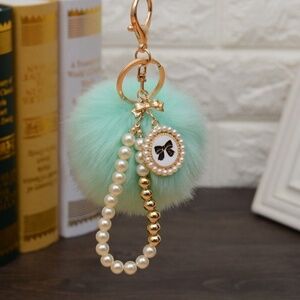 *OKSANA* Green Pom x Pearl Fashion Keychain